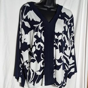 Women's Chicos Blue Ink Floral Shadows Knit Top, Stretchy, 3/4 Sleeves, Sz 2 (M)